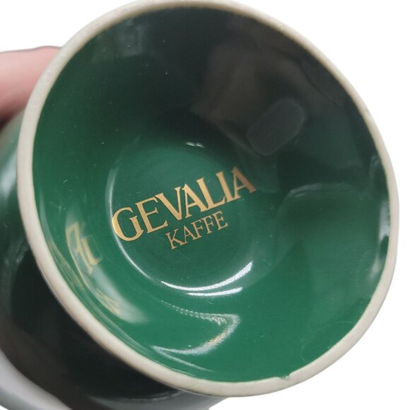 2 Gevalia Kaffe Green Footed Pedestal Mugs Gold Royal Emblem King of Sweden Coff - Picture 3 of 10